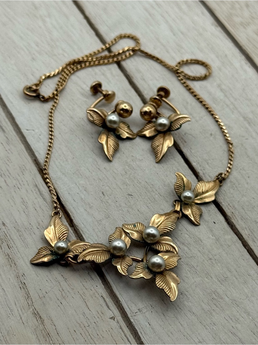 Vintage Van Dell 1/20-12kt GF Gold Floral Pearl Necklace and Earrings Set